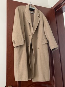 羊绒大衣，xl，肩宽440.衣长1120，后面有开叉，款式简