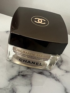 Chanel香奈儿家最贵的系列，奢华精萃面膜。