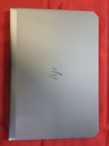 Hp zbook  15g5图形工作站，八代标压i7  88