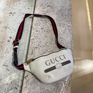 Gucci /古驰 白色字母复古印花 腰包 胸包 98新  
