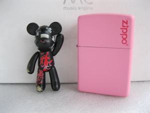 【zippo_ye】原装正品Zippo 全新 粉色哑漆商标 238ZL