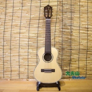 大夫山Tom TUC680M尤克里里23寸26寸C型T云杉单板古典琴头ukulele