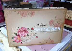 四件套礼盒 木盒家纺包装盒 礼品盒 服装礼盒 现货 精致花朵 定做