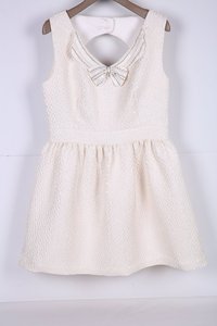巨式国际同款无袖甜美纯色连衣短裙白色纯美连衣裙秋冬款
