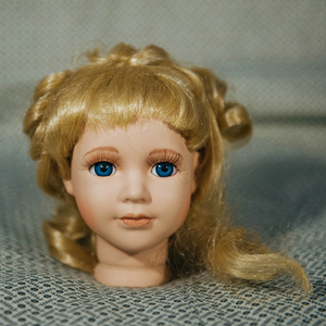 老古董陶瓷洋娃娃女孩假发发套金色长发棕色卷发26厘米头围假发套