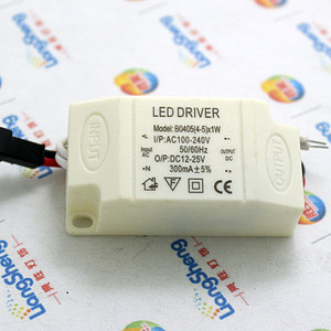 大功率LED外置天花灯驱动电源4-5*1W、4W、5WLED灯饰驱动配件