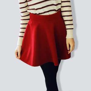 小红裙毛呢短裙OL显瘦蓬蓬裙半身裙子 程度：全新 尺码： L