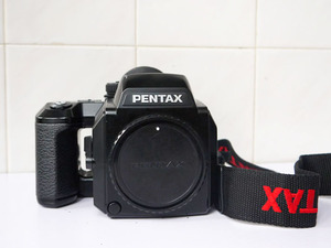 自动对焦的中画幅经典胶片相机PENTAX宾得645n带原背带