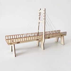 牙签桥模型成品四年级手工小木桥木屋制作材料包幼儿园雪糕棒成品