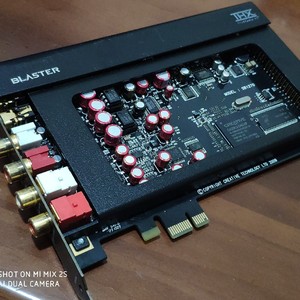 Creative创新Sound Blaster X-Fi TitaniumHD声卡SB1270上惠威MK3