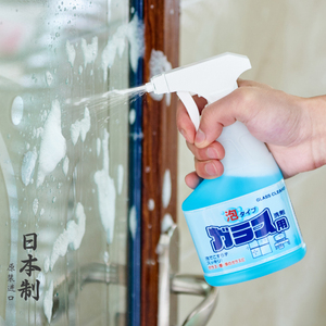 日本进口浴室淋浴房洗玻璃水清洁剂家用擦汽车窗户强力去污除垢液