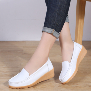 白色护士鞋坡跟韩版防滑牛筋底女单鞋透气软底皮鞋春季2019新款