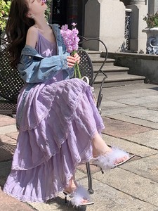 法式淡紫色吊带连衣裙女夏2024新款高级感海边度假蛋糕裙雪纺长裙