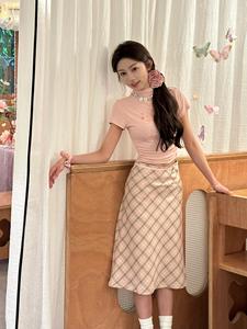 韩国新款甜美少女感粉色格子包臀薄款半身裙2024新款夏季中长裙子
