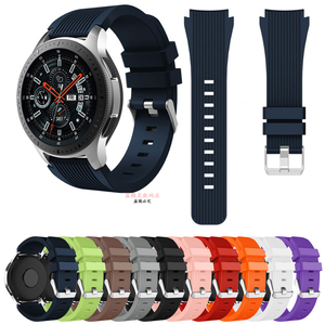 适用三星galaxy watch 42/46mm智能手表带GearS4竖纹硅胶运动腕带