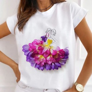 floral girl t-shirt夏季时尚花瓣女孩优雅复古大码宽松短袖T恤女