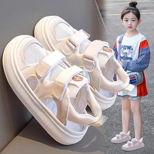 四季小黄鸭女童包头凉鞋夏季2024新款晋江透气儿童网面运动小白鞋