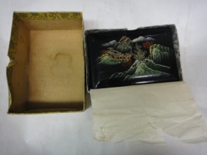 70年代漆木山水首饰盒