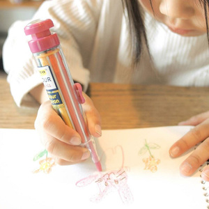 日本hightide penco旋转八色儿童多色彩色蜡笔便携绘画画笔油画棒