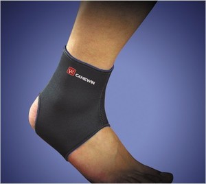 正品 凯威0641运动护具护脚踝 羽毛球/网球 保暖护踝 急救用品包