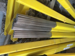 ER410不锈钢氩弧焊丝430不锈铁焊条420直条630气保焊丝盘丝1公斤