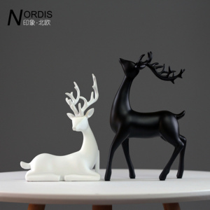 北欧现代简约麋鹿小摆件客厅电视柜酒柜书柜装饰品工艺礼品黑白鹿