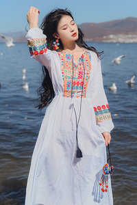 洱海大理云南旅游穿搭女装民族风度假连衣裙适合去丽江拍照的衣服