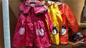 童装专柜正品四季3-5岁男童女童可爱连帽雨衣