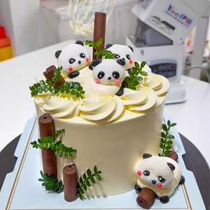 网红熊猫蛋糕装饰摆件手指饼干棒围边巧克力棒黑森林生日甜品插件