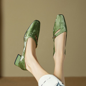 新中式国风2024新款女搭配旗袍穿的高跟复古鞋子绿色中跟单鞋真皮