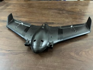 固定翼航模飞机无人机幽灵B2战斗机 FPV EPP 耐摔三角翼 玩具模型