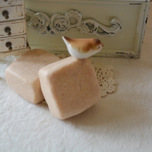 买三送一包邮 紫米核桃蜂蜜冷研磨皂 无椰棕洁面沐浴手工皂
