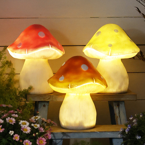 太阳能蘑菇灯户外庭院灯阳台花园装饰布置防水创意氛围小夜灯摆件