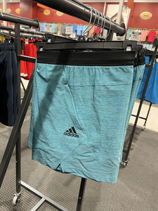Adidas/阿迪达斯 AXIS 男士拼色百搭透气运动训练裤休闲短裤