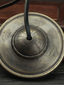 尼泊尔铜制八吉祥碰铃家居工艺品纯铜皮绳手工撞铃铃铜钹用具