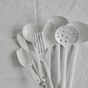 日本制 当归爱用搪瓷白色珐琅餐具可爱珐琅搪瓷勺子大小汤勺饭勺