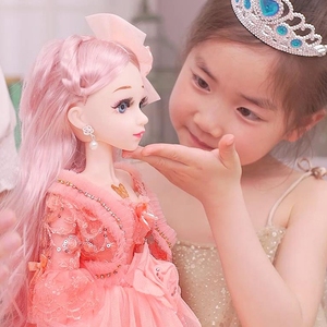 日本代购60厘米洋娃娃4-7岁女孩公主玩具女童套装仿真会眨眼说话
