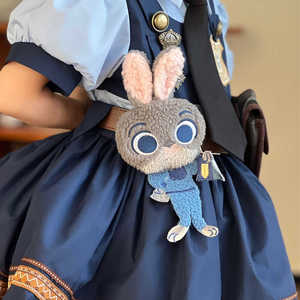 女童朱迪兔子警官cos服装洛丽塔配饰卡通刺绣玩偶成人娃娃别针女