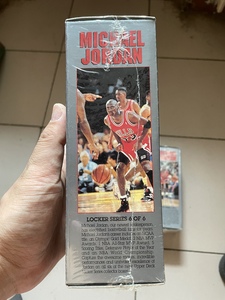 NBA球星卡盒1991UD储物柜盒12张/7包每包保新秀特卡博乔丹全息卡6