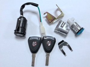 适用X小战警套锁电门锁龙头锁方向锁座垫锁电动车配件内齿钥匙