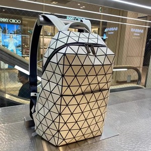 日本三宅BAOBAO菱格几何磨砂黑太空双肩背包男女同款电脑包旅行包