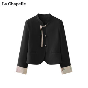 拉夏贝尔/La Chapelle新中式立领盘扣假口袋印花拼接袖口短外套女