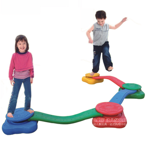 早教室内儿童感统体能训练器材平衡独木桥多变快乐岛组合游戏道具