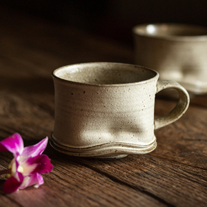 素火日式手工粉引咖啡杯复古风粗陶马克杯拿铁杯摩卡杯意式浓缩杯
