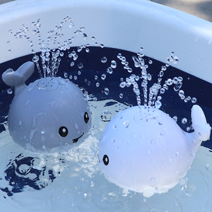 宝宝洗澡玩具儿童婴儿戏水漂浮玩具电动灯光下水自动感应喷水球