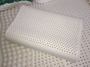 泰国大波浪乳胶枕头100%纯天然颈椎护颈枕成人橡胶记忆枕芯保健
