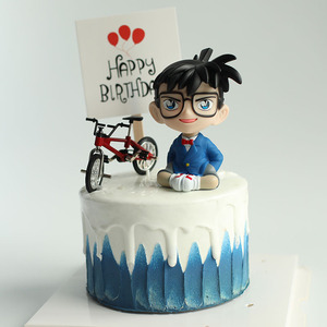 名侦探柯南蛋糕装饰摆件自行车单车卡通摇头公仔儿童生日烘焙插件