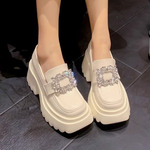 香港小个子厚底单鞋女真皮坡跟松糕鞋2024春秋漆皮白色高跟小皮鞋