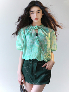 MikaXuUrban 夏季新款进口仿真丝高级感气质上衣艺术印花中袖衬衫