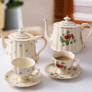 法式复古奶油色陶瓷花茶壶轻奢咖啡杯碟  英式精致下午茶套装礼盒